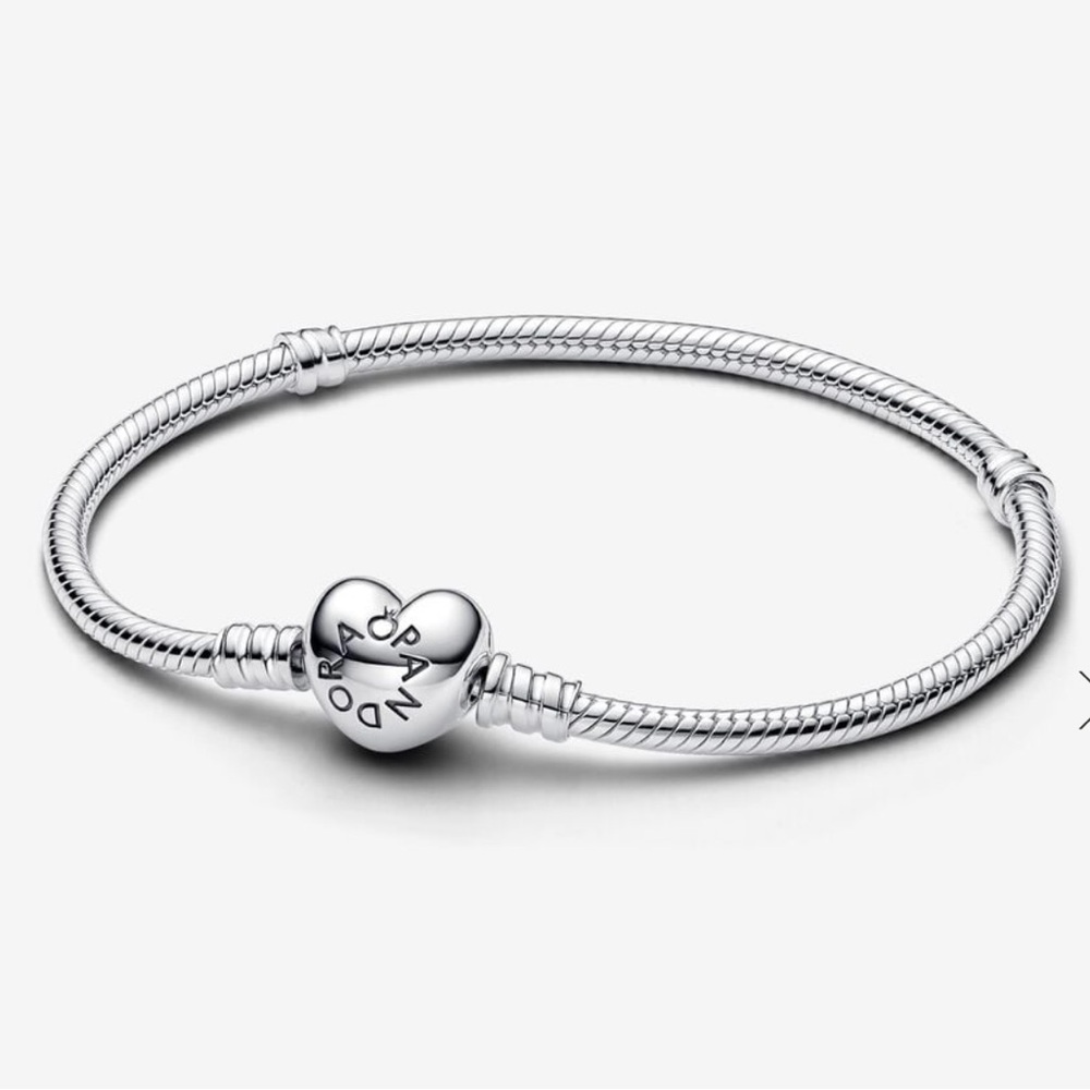 Pandora Moments Heart Clasp Snake Chain Bracelet